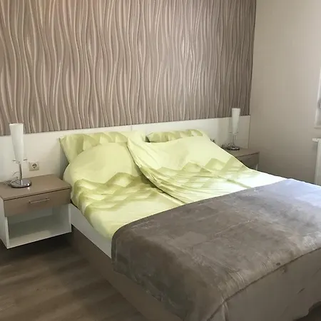 A17 Beachapartman شقة *